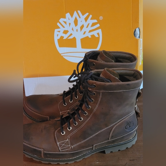 Men's Timberland Boots - Picture 4 of 8